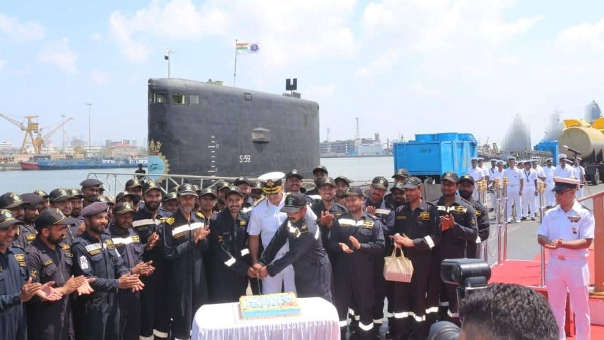 INS Sindhuratna