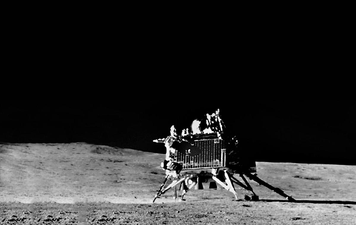 What is Ejecta halo?