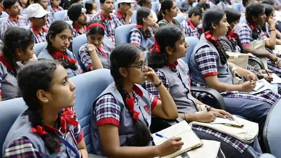 Naavu Manujaru’ Programme