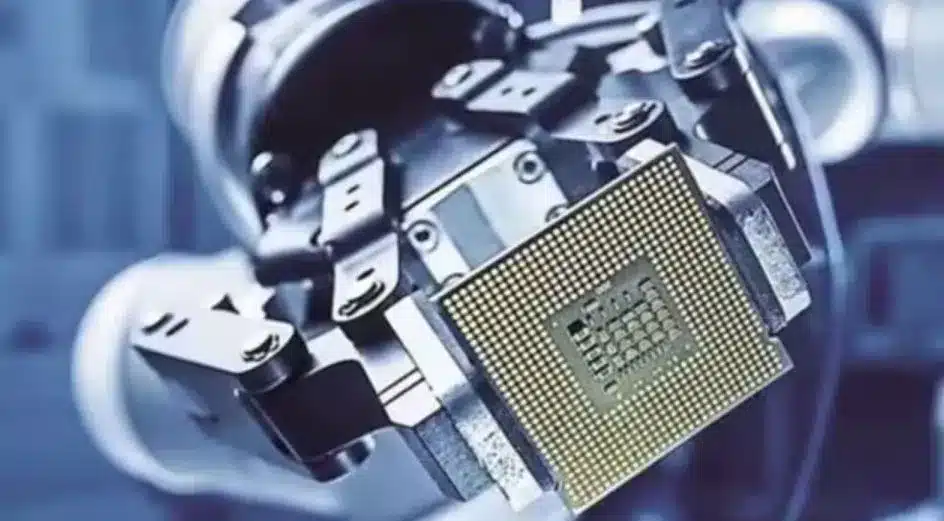 Cabinet Approves ₹3,300-Crore Chip Assembly Plant in Gujarat