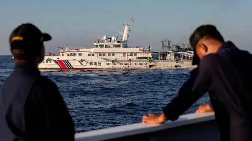 Power Struggles in East and South China Seas Escalate Tensions